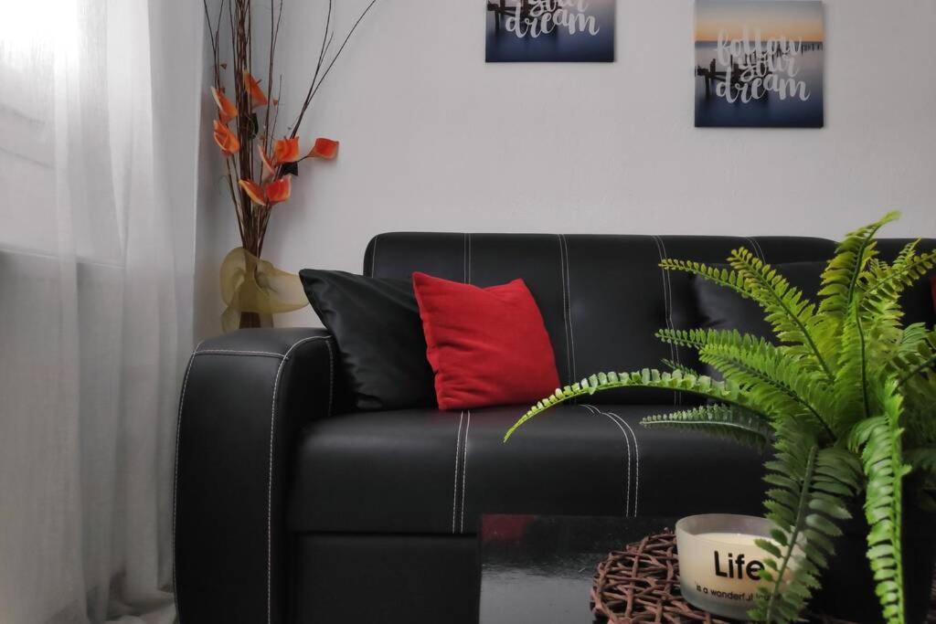 Iris Room Метаморфоси Екстериор снимка